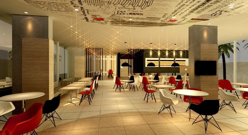 Ibis Jakarta Senen Εξωτερικό φωτογραφία