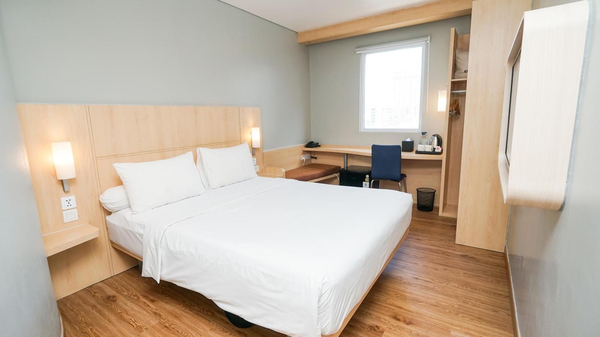 Ibis Jakarta Senen Εξωτερικό φωτογραφία